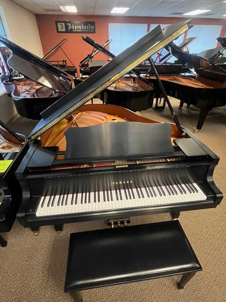 1998 Yamaha C1 Traditional Grand #5783019