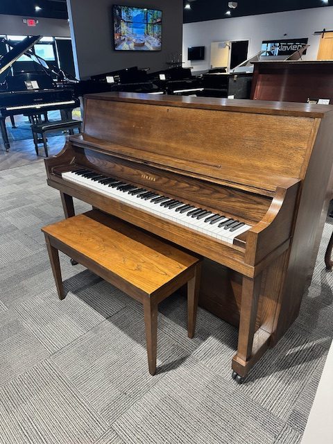 1985 Yamaha P22 Traditional Upright #U185448