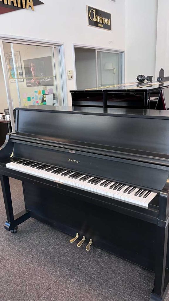 1977 Kawai UST-8C Traditional Upright #A93894