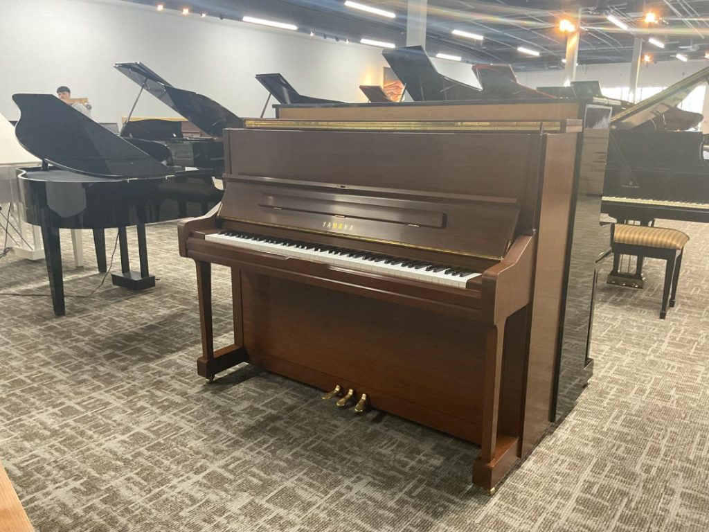 2003 Yamaha U1 Traditional Upright #6052142