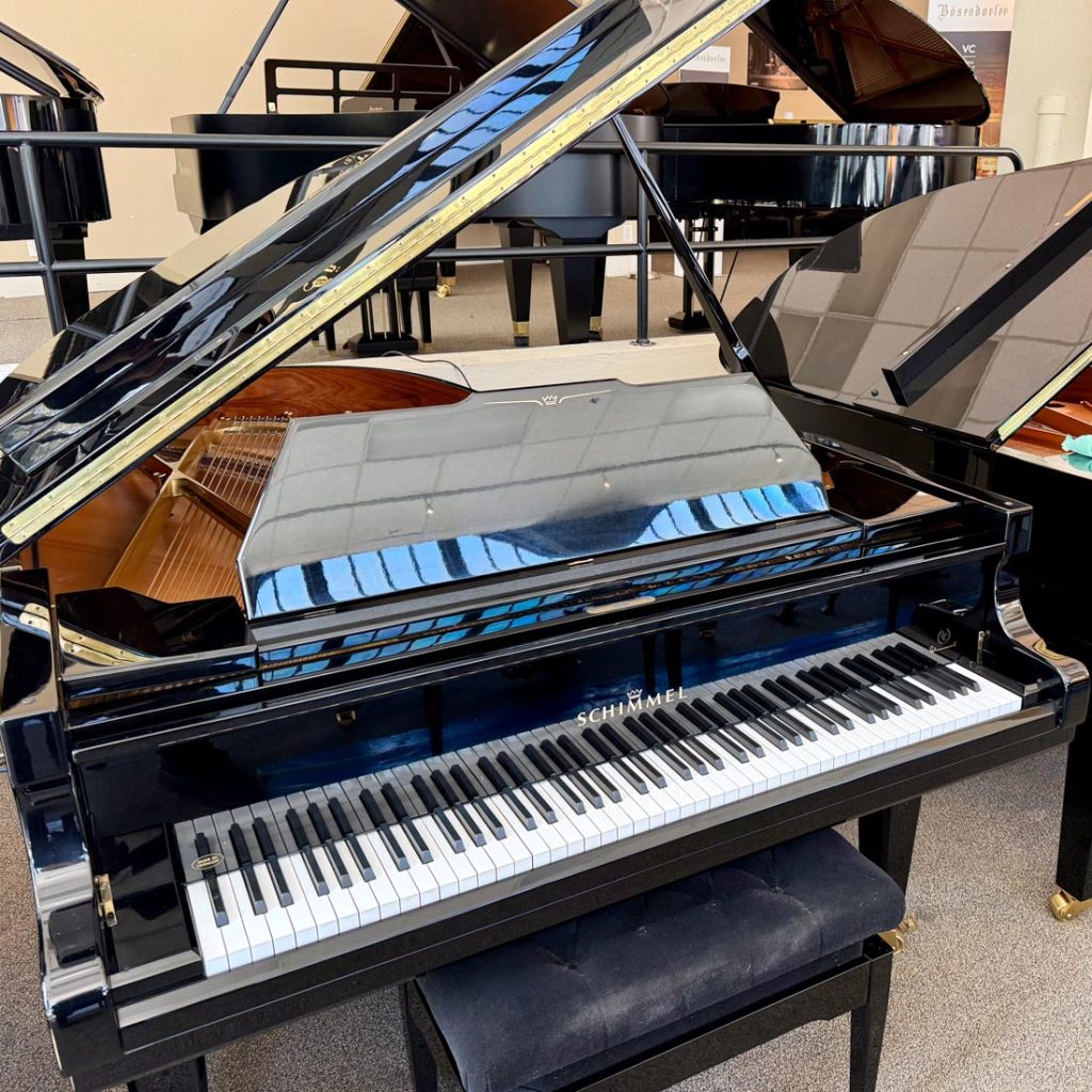 1995 Schimmel 208 LE Traditional Grand #315223