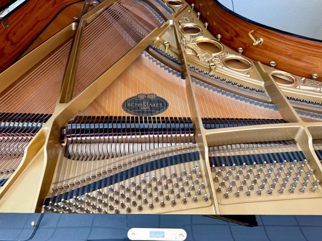 1995 Schimmel 208 LE Traditional Grand #315223