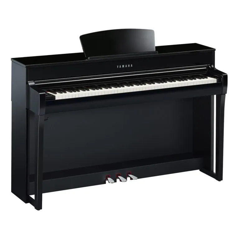 Yamaha CLP-735 Clavinova Digital