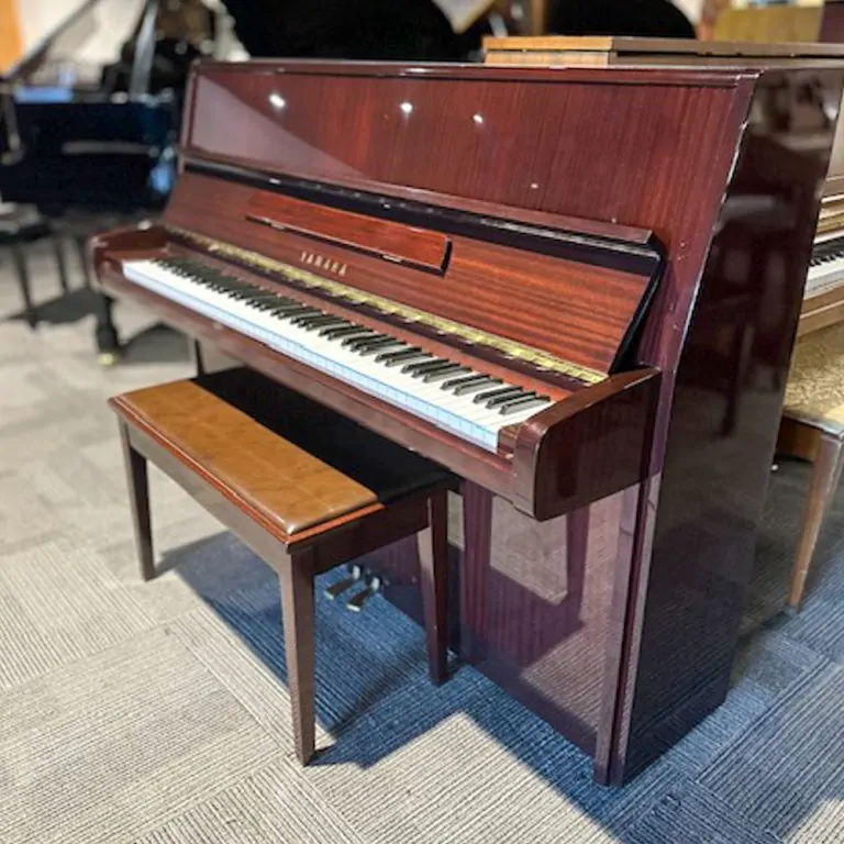 1997 Yamaha P2 Traditional Upright #219091