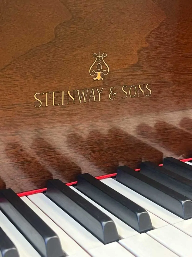 1923 Steinway & Sons M Traditional Grand #224920