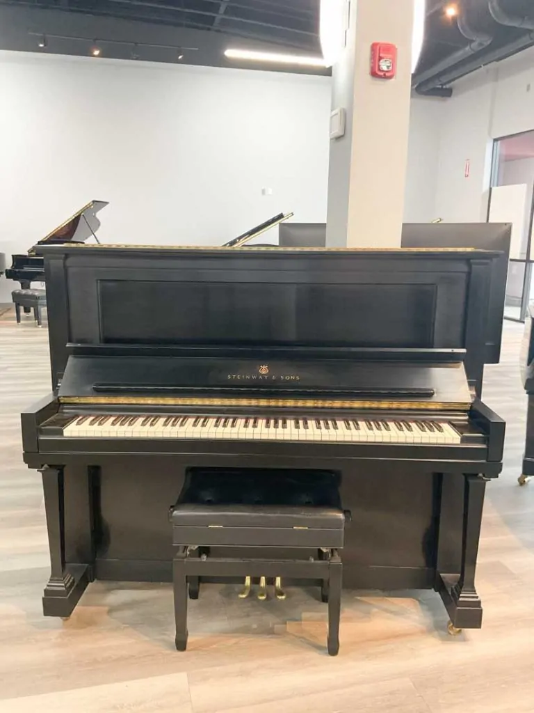 1982 Steinway & Sons K Traditional Upright #478993