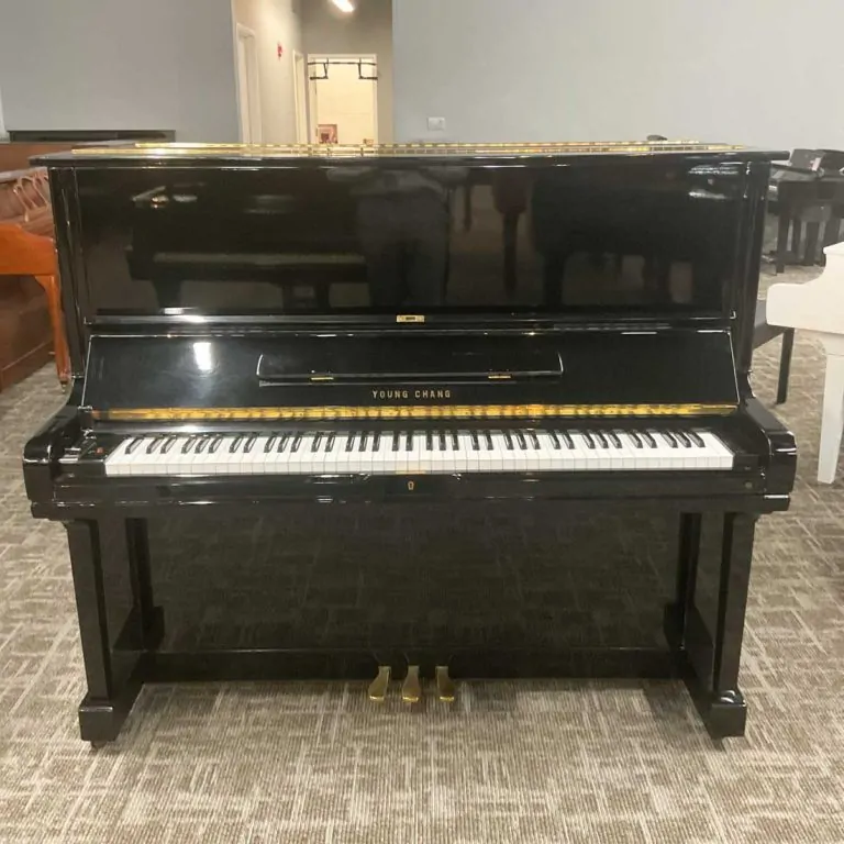 1985 Young Chang U3 Traditional Upright #0104825