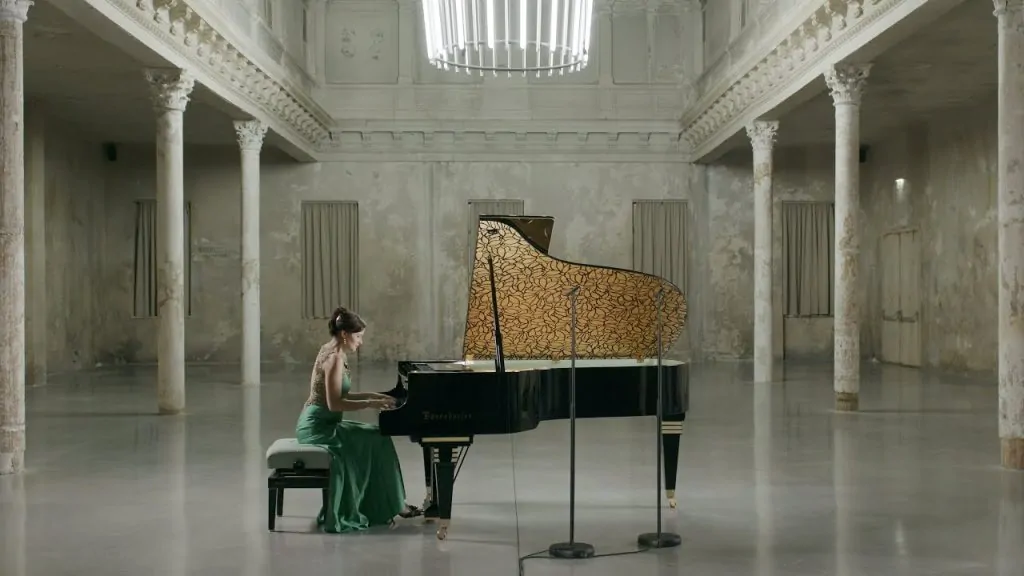 Bösendorfer Secession 214VC Grand
