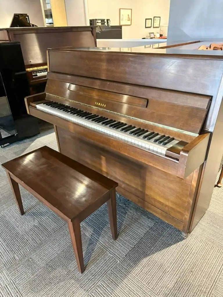 1974 Yamaha P2F Traditional Upright #1834600